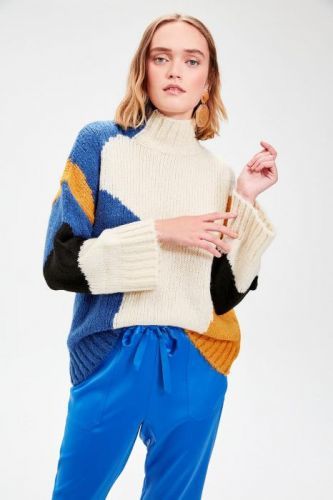 Trendyol Multicolored Upright Collar Colorblock Knitwear Sweater