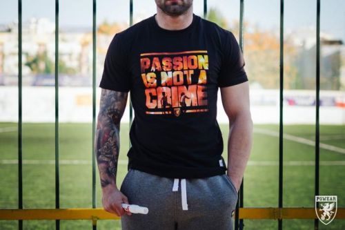 Triko PGwear Passion Is Not a Crime - černé, XL