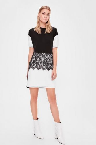 Trendyol Black Lace Detailed Knitted Dress