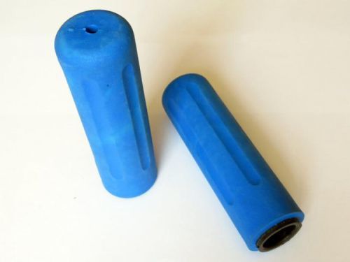 Pogumovaná rukojeť Roberto Sport tyče 18mm - modrá