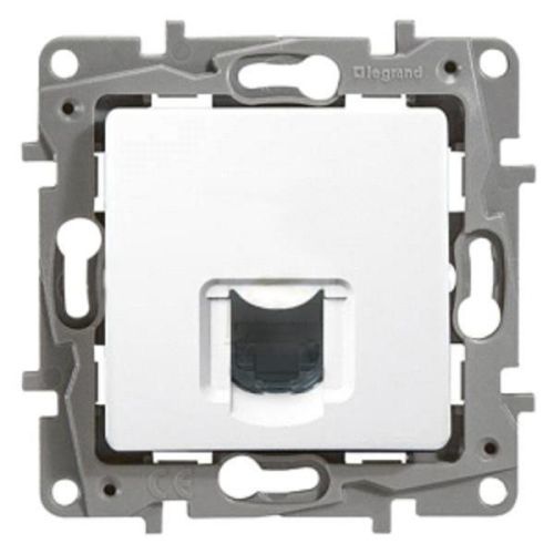 Legrand Niloe zásuvka RJ45 kategorie 5e UTP bílá 764571