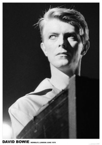 ARTIFICIAL POSTERS Plakát, Obraz - David Bowie - Wembley 1978, (59,4 x 84,1 cm)