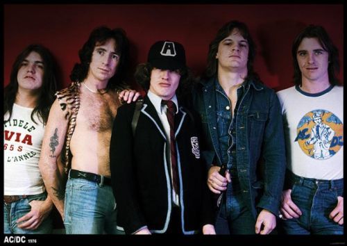 ARTIFICIAL POSTERS Plakát, Obraz - AC/DC - 70s Group, (84,1 x 59,4 cm)