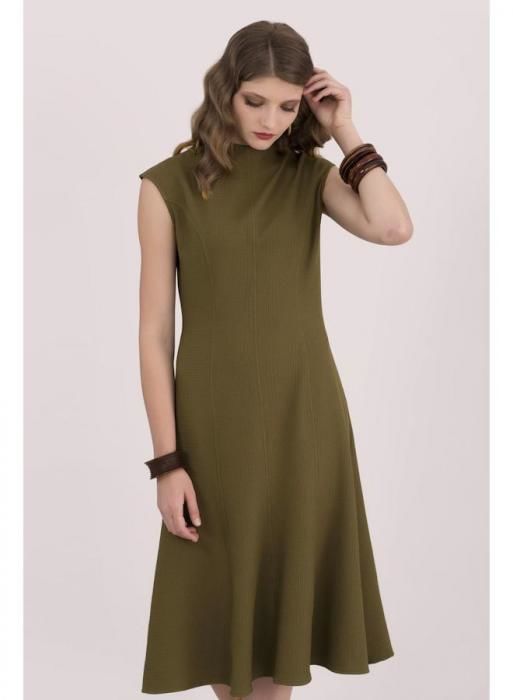 Zvonové midi šaty v khaki barvě