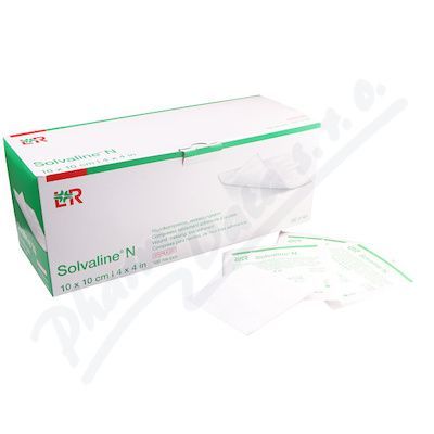kompresy Solvaline N sterilní 10cm x 10cm, speciální savé, oboustranně použiteln