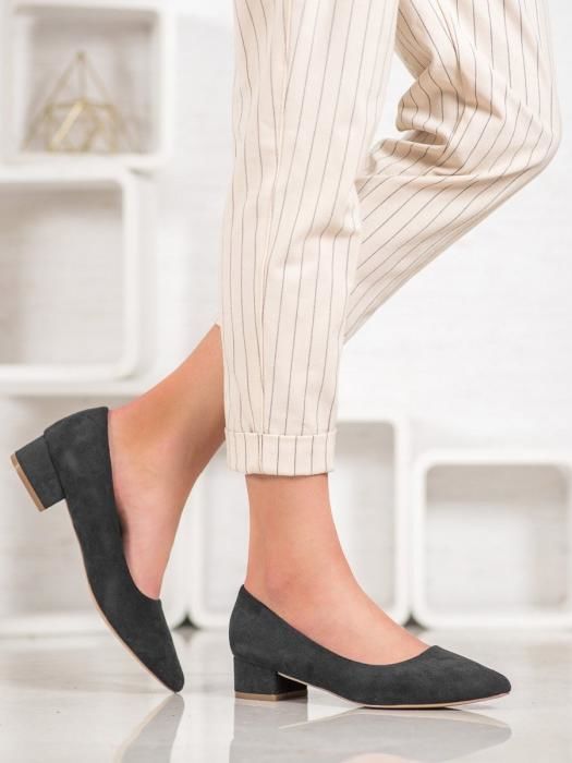 Krásné dámské  lodičky černé na plochém podpatku