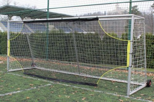 Soccer Goalie fotbalová střelecká plachta rozměr: 295x180