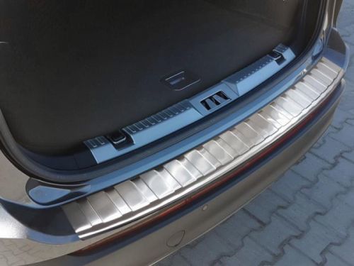 Ochranná lišta hrany kufru Ford Edge 2015-2019 (před faceliftem)