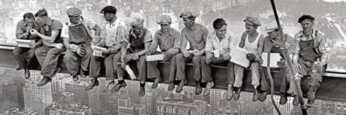 GRUPO ERIK Plakát, Obraz - Lunch On Skyscraper, (158 x 53 cm)