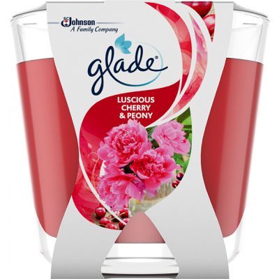 Glade Decor Luscious Cherry & Peony vonná svíčka, 70 g