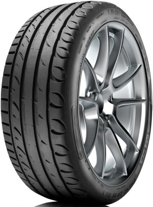 Kormoran Ultra High Performance 205/40 R 17 84W letní