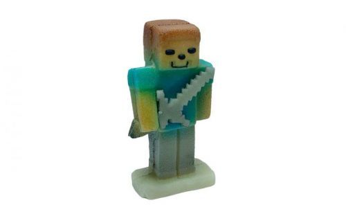 Steve z Minecraft - modrý s mečem - marcipánová figurka - Frischmann