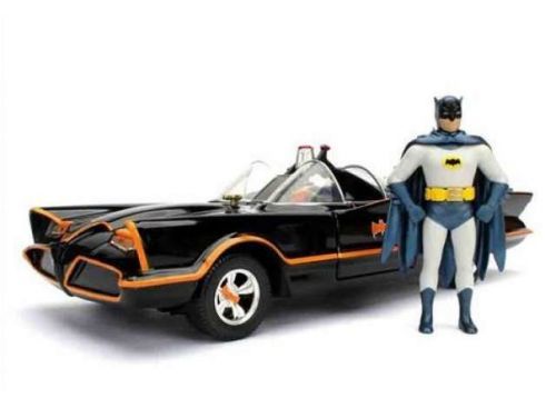 Jada Toys | Batman - Diecast Model 1/24 1966 Batmobile Classic TV Series s figurkou Batmana