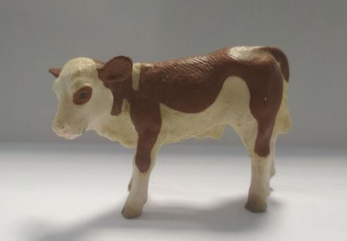 Schleich Zvířátko-tele strakaté