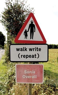 walk write (repeat) (Overall Sonia)(Paperback / softback)