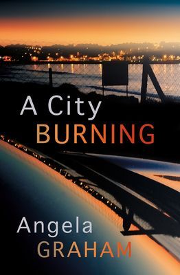 City Burning (Graham Angela)(Paperback / softback)