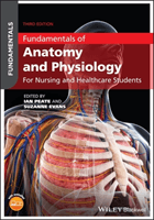 Fundamentals of Anatomy and Physiology - For Nursing and Healthcare Students(Paperback / softback)