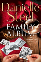 Family Album (Steel Danielle)(Paperback / softback)