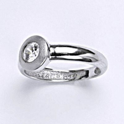 ČIŠTÍN s.r.o Stříbrný prsten s čirým zirkonem,prsten ze stříbra T 1123 6806