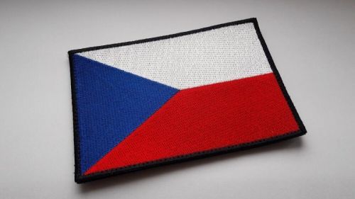 Vyšívaná vlajka na suchý zip Česká republika TA® 13 cm x 9 cm – Vícebarevná (Barva: Vícebarevná)