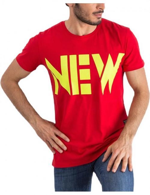 červené pánské tričko new
