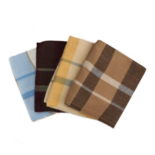 Lehčí dámská šála s károvaným vzorem