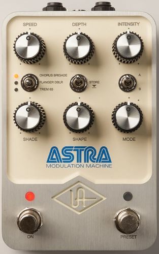 Universal Audio Astra Modulation Pedal