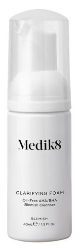 Medik8 Clarifying Foam - Čisticí pěna pro problematickou pokožku 40ml (cestovní balení)
