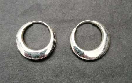 Náušnice kruhové - tvar banán - ze stříbra - průměr 3cm