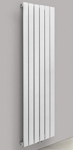 Vertikální radiátor, středové připojení, 1800 x 452 x 52 mm